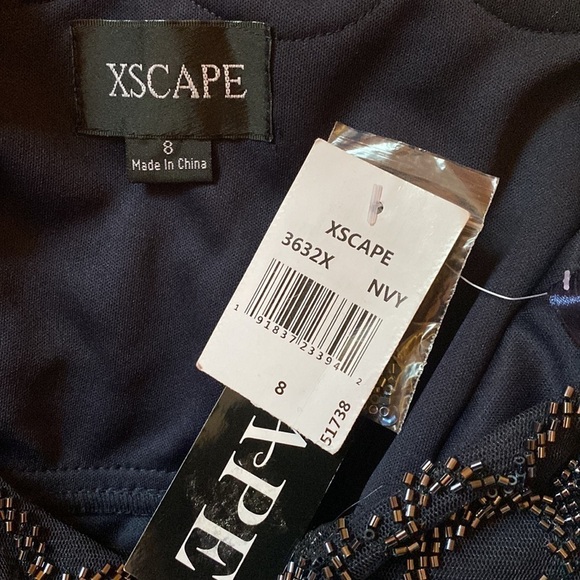 XSCAPE Beaded-Detail Sheer embellished neckline Jersey Knit Gown in Navy Size 8 - Picture 12 of 12
